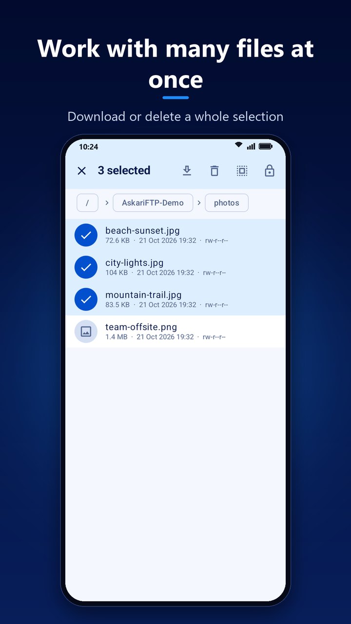 AskariFTP's file browser with three photos selected and download and delete buttons in the top bar